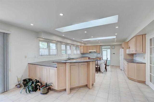 2391 Doane Rd, House detached with 6 bedrooms, 6 bathrooms and 22 parking in East Gwillimbury ON | Image 34