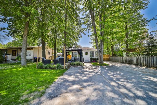 1137 Shore Acres Dr, House detached with 3 bedrooms, 1 bathrooms and 10 parking in Innisfil ON | Image 1