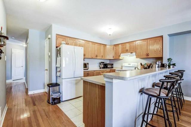 17 - 705 Cumberland Ave, Condo with 1 bedrooms, 2 bathrooms and 1 parking in Burlington ON | Image 3