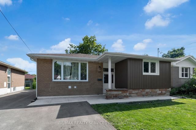 43 Kimbark Dr, House detached with 3 bedrooms, 2 bathrooms and 5 parking in Brampton ON | Image 23