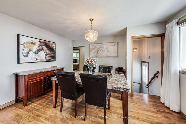 202 West 18th St, House detached with 2 bedrooms, 1 bathrooms and 4 parking in Hamilton ON | Image 39