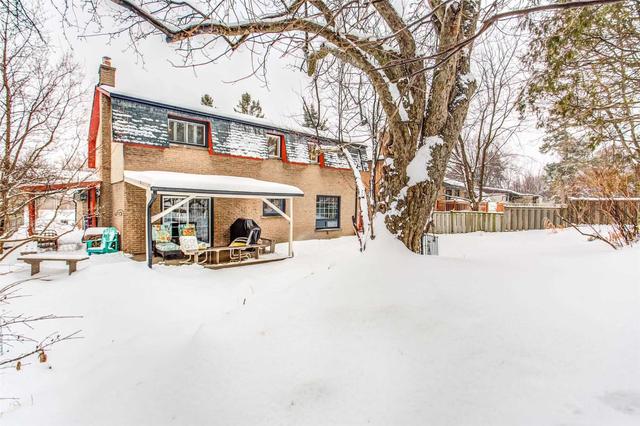 12 Geraldine Crt, House detached with 4 bedrooms, 4 bathrooms and 4 parking in Toronto ON | Image 16