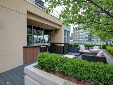 619 - 11 St Joseph St, Condo with 0 bedrooms, 1 bathrooms and null parking in Toronto ON | Image 8
