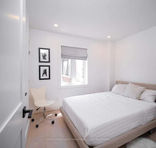 803 - 12 Sudbury St, Townhouse with 2 bedrooms, 2 bathrooms and 1 parking in Toronto ON | Image 7