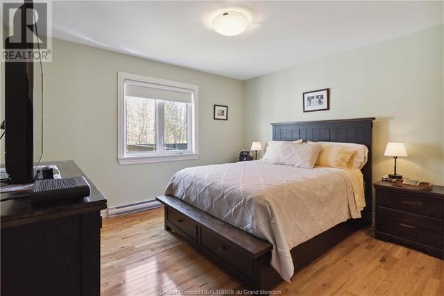 17 Golden St, House semidetached with 3 bedrooms, 2 bathrooms and null parking in Moncton NB | Image 17