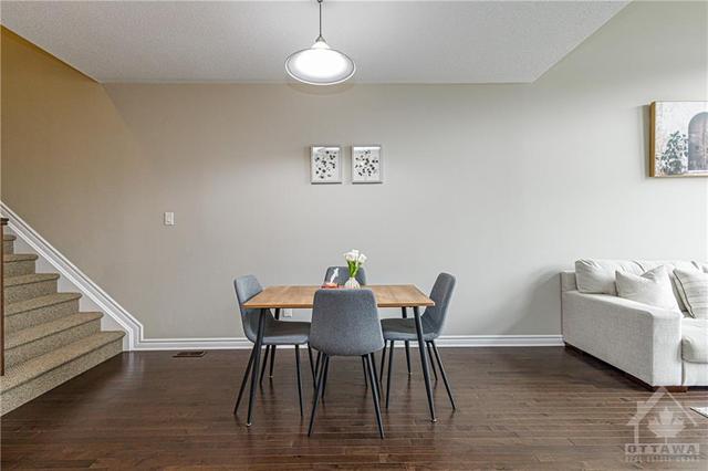 317 Livery Street, Townhouse with 3 bedrooms, 3 bathrooms and 3 parking in Ottawa ON | Image 10