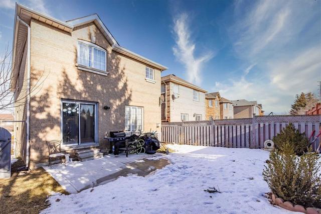 53 Culture Cres, House detached with 4 bedrooms, 4 bathrooms and 6 parking in Brampton ON | Image 33