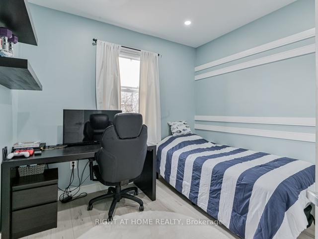 53 Regent Rd, House detached with 3 bedrooms, 4 bathrooms and 3 parking in Toronto ON | Image 9