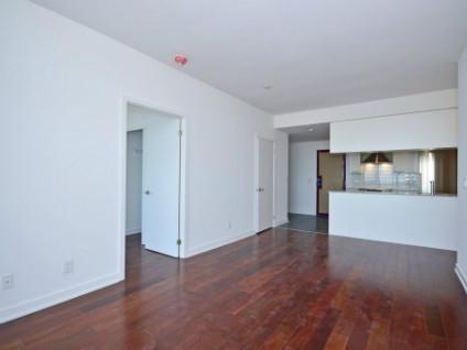 2006 - 1 Market St, Condo with 2 bedrooms, 2 bathrooms and null parking in Toronto ON | Image 4