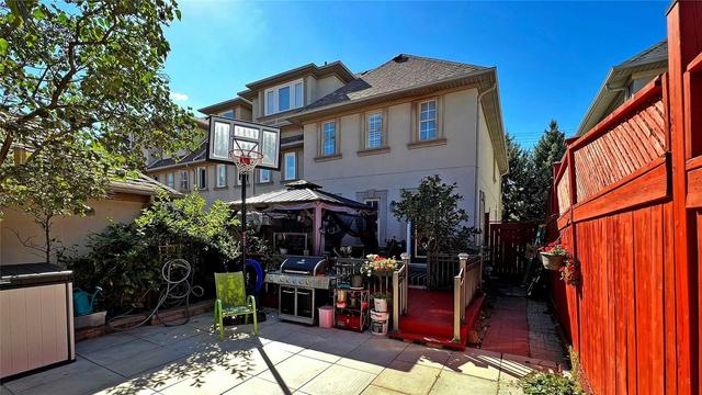 9017 Yonge St, House attached with 3 bedrooms, 3 bathrooms and 3 parking in Richmond Hill ON | Image 29