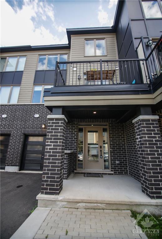 634 Makwa Private, Townhouse with 2 bedrooms, 3 bathrooms and 2 parking in Ottawa ON | Image 1