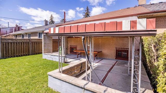 80 Pinemore Cres, House semidetached with 3 bedrooms, 2 bathrooms and 3 parking in Toronto ON | Image 26