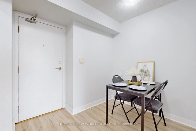 5209 - 25 Telegram Mews, Condo with 1 bedrooms, 1 bathrooms and 1 parking in Toronto ON | Image 6