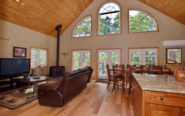 1117b Beaver Creek Lane, House detached with 6 bedrooms, 4 bathrooms and 10 parking in Central Frontenac ON | Image 15