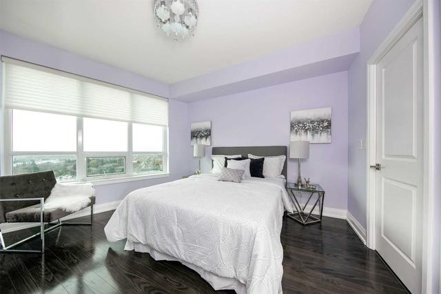 1126 - 7161 Yonge St, Condo with 2 bedrooms, 2 bathrooms and 1 parking in Markham ON | Image 5