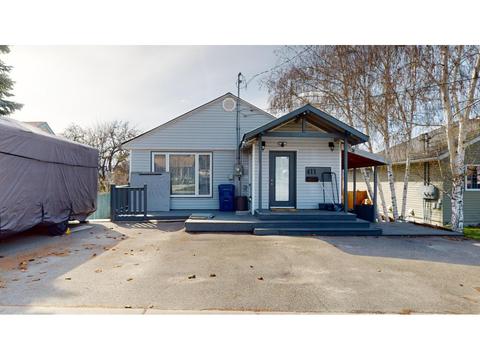 411 9th Avenue S, House detached with 6 bedrooms, 4 bathrooms and null parking in Cranbrook BC | Card Image