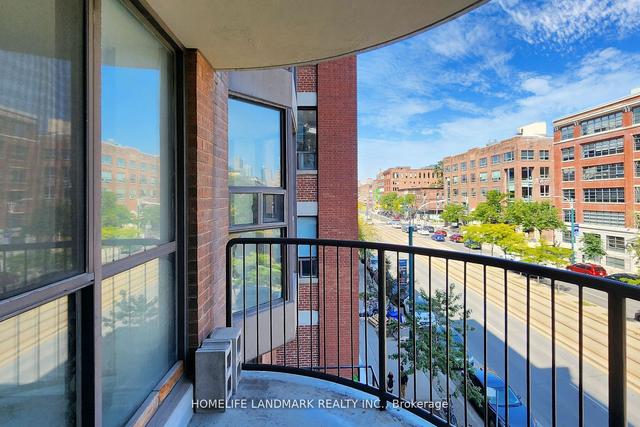 303 - 188 Spadina Ave, Condo with 3 bedrooms, 2 bathrooms and 1 parking in Toronto ON | Image 29