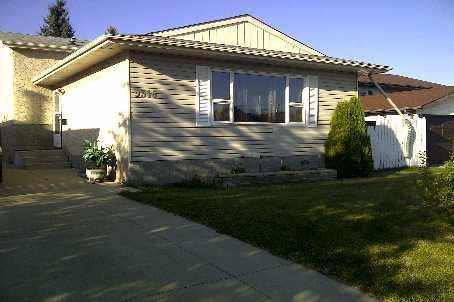 9316 177 Ave, House detached with 2 bedrooms, 2 bathrooms and null parking in Edmonton AB | Image 1