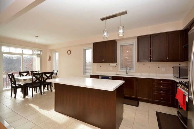 56 Haviland Circ, House detached with 4 bedrooms, 4 bathrooms and 6 parking in Brampton ON | Image 40