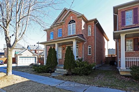 13 Maryterance Crt, House detached with 3 bedrooms, 4 bathrooms and 3 parking in Markham ON | Card Image