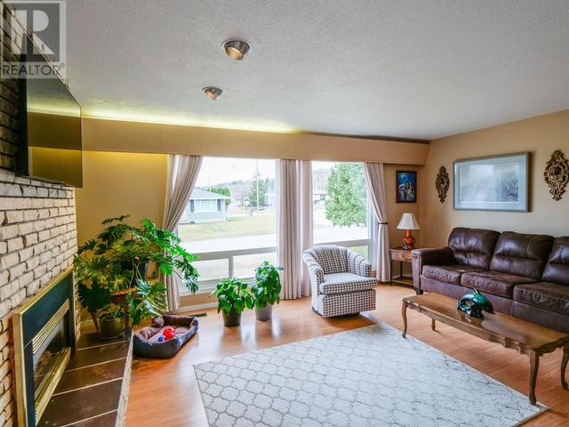 1351 Picard Avenue, House detached with 2 bedrooms, 3 bathrooms and null parking in Quesnel BC | Image 18