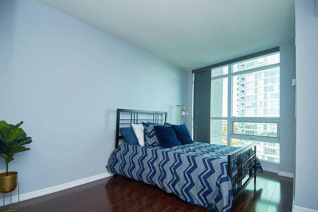 1210 - 215 Fort York Blvd, Condo with 2 bedrooms, 2 bathrooms and 1 parking in Toronto ON | Image 7