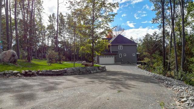 2638 Burnham Line, House detached with 4 bedrooms, 4 bathrooms and 7 parking in Otonabee South Monaghan ON | Image 25