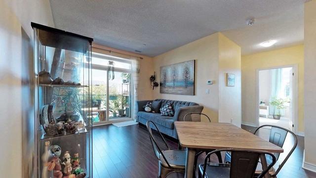 305 - 7768 Kennedy Rd, Condo with 2 bedrooms, 1 bathrooms and 2 parking in Markham ON | Image 4