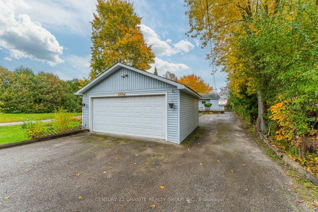 177 Beehive Dr, House detached with 3 bedrooms, 2 bathrooms and 7 parking in Kawartha Lakes ON | Image 12