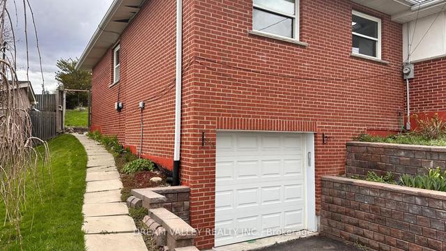 708 Tennyson Ave, House detached with 4 bedrooms, 3 bathrooms and 4 parking in Oshawa ON | Image 20