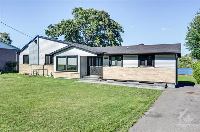 5789 Kelly Marie Drive, House detached with 3 bedrooms, 3 bathrooms and 3 parking in Ottawa ON | Image 1
