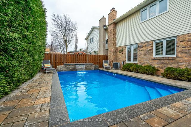 4114 Costello Crt, House detached with 3 bedrooms, 4 bathrooms and 5 parking in Burlington ON | Image 25