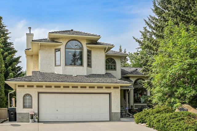 236 Evergreen Court Sw, House detached with 5 bedrooms, 3 bathrooms and 5 parking in Calgary AB | Image 1