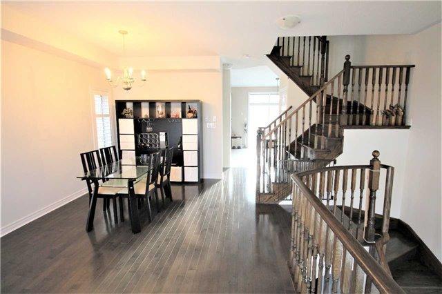 104 Grand Trunk Ave, House attached with 3 bedrooms, 4 bathrooms and 2 parking in Vaughan ON | Image 6