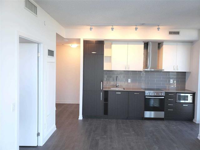 1910 - 125 Redpath Ave, Condo with 2 bedrooms, 2 bathrooms and 1 parking in Toronto ON | Image 20