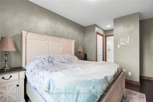 23022 Thomson Line, House detached with 3 bedrooms, 2 bathrooms and 12 parking in West Elgin ON | Image 9