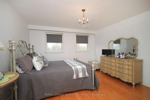 29 Shamokin Dr, House detached with 4 bedrooms, 3 bathrooms and 4 parking in Toronto ON | Image 9