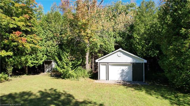 396 Bruce Rd 8 Road, House detached with 3 bedrooms, 1 bathrooms and 10 parking in South Bruce Peninsula ON | Image 17