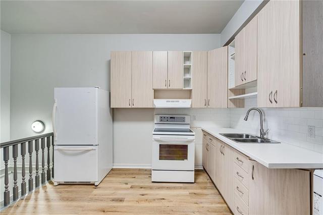 unit 3 - 363 Barton Street E, Condo with 1 bedrooms, 1 bathrooms and 1 parking in Hamilton ON | Image 1