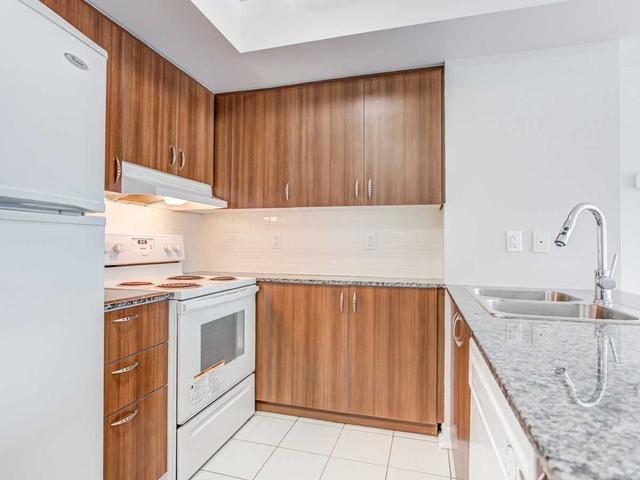 1307 - 5740 Yonge St, Condo with 2 bedrooms, 2 bathrooms and 1 parking in Toronto ON | Image 3