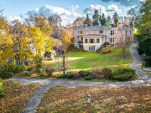 168 Sandringham Dr, House detached with 4 bedrooms, 7 bathrooms and 10 parking in Toronto ON | Image 17