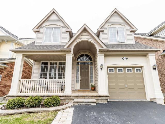 930 Lancaster Blvd, House detached with 4 bedrooms, 3 bathrooms and 3 parking in Milton ON | Image 1