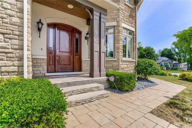 900 Old Cottage Crt, House detached with 4 bedrooms, 5 bathrooms and 6 parking in Kitchener ON | Image 23