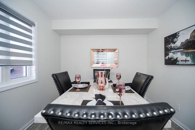 196 - 250 Sunny Meadow Blvd, Townhouse with 3 bedrooms, 3 bathrooms and 2 parking in Brampton ON | Image 4