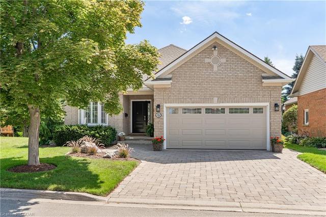 83 Parkside Drive, House detached with 2 bedrooms, 2 bathrooms and 4 parking in Guelph ON | Image 16