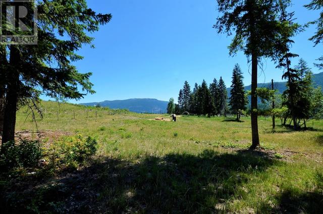 455 Albers Road, House other with 2 bedrooms, 2 bathrooms and 21 parking in North Okanagan D BC | Image 4