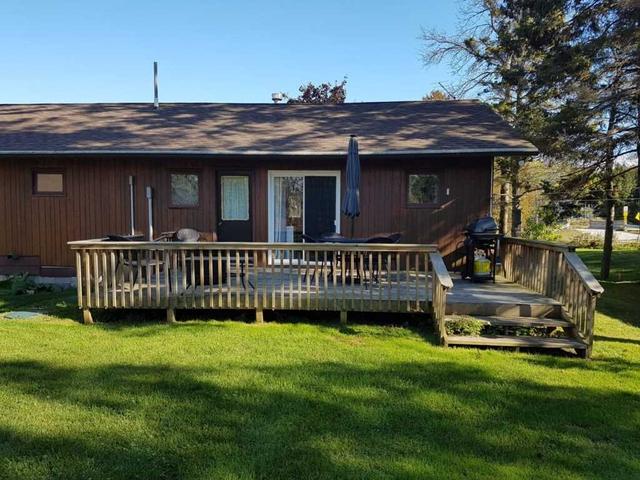 54 Stokes River Rd, House detached with 3 bedrooms, 1 bathrooms and 10 parking in Northern Bruce Peninsula ON | Image 2