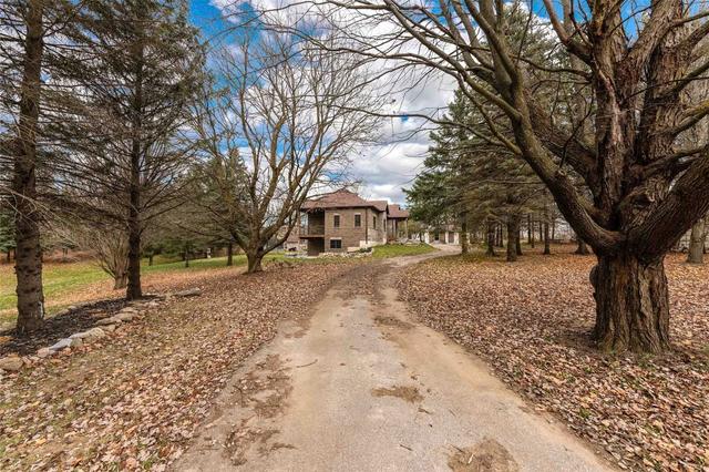1865 Penetanguishene Rd, House detached with 4 bedrooms, 2 bathrooms and 6 parking in Oro Medonte ON | Image 1