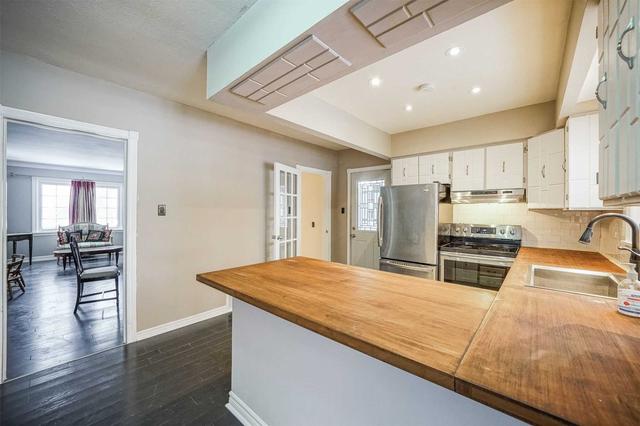 993 Caledonia Rd, House detached with 3 bedrooms, 3 bathrooms and 8 parking in Toronto ON | Image 8