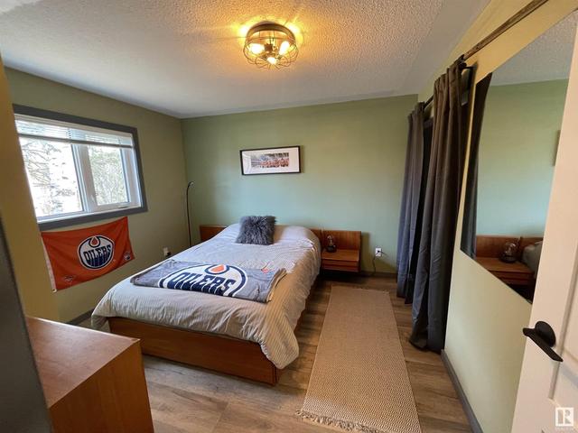709 Meadows Av, House detached with 3 bedrooms, 1 bathrooms and null parking in Barrhead County No. 11 AB | Image 20